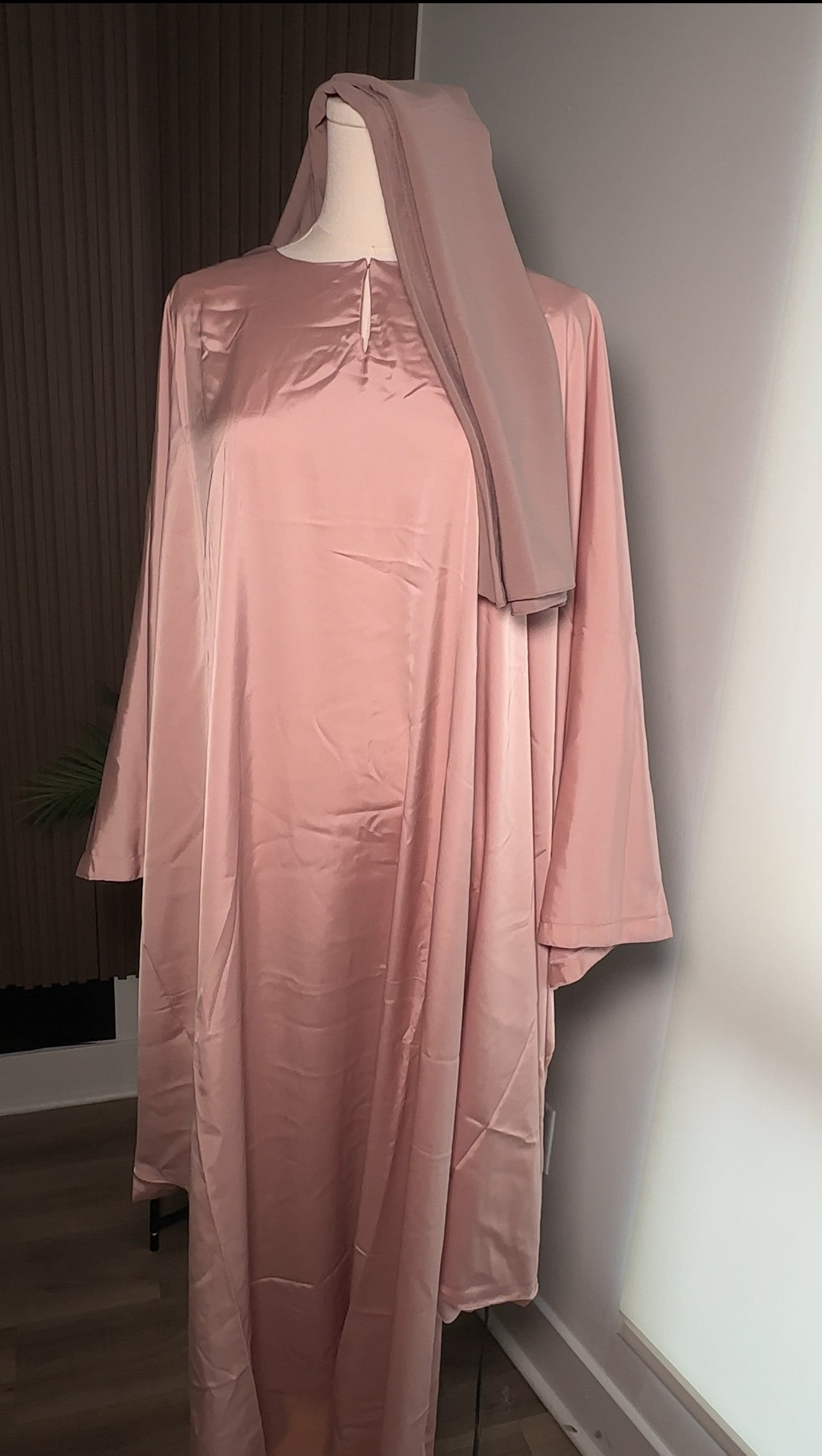 Basic Abaya With Scarf